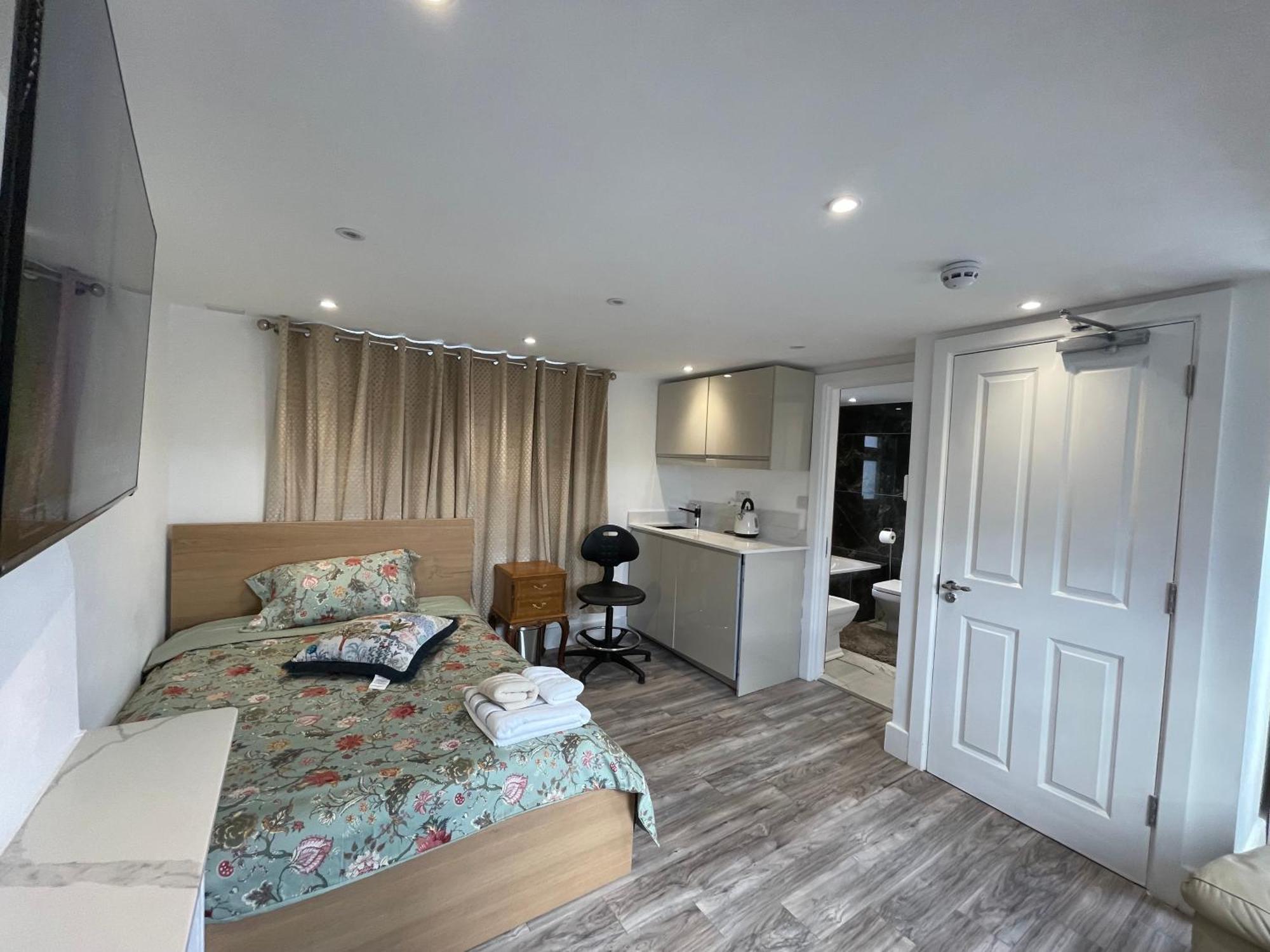 Luxury Rooms With En-Suite Bathrooms - West London Harrow on the Hill Exteriér fotografie